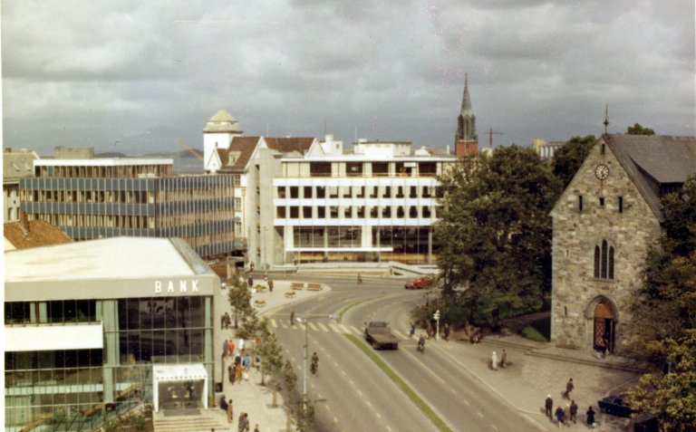 Statsarkivet i lokalene til Norges Bank fra 1964 til 1987. Foto: Olaf A. Ellingsen.