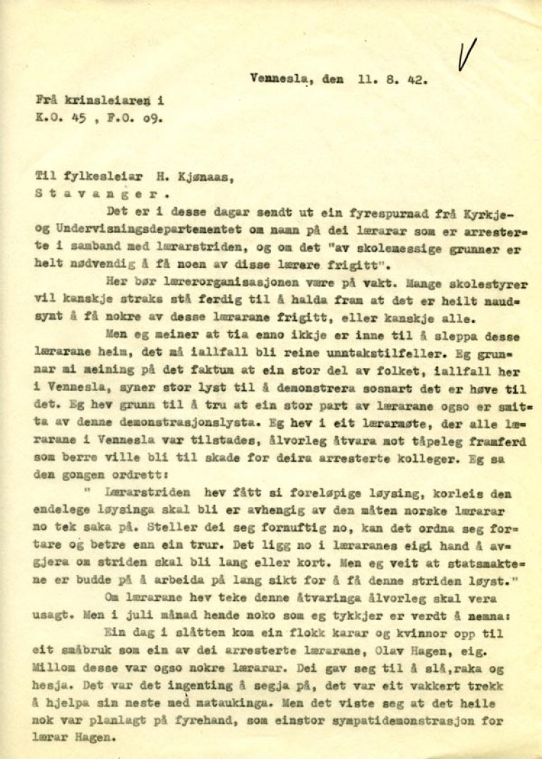 Brev 11. august 1942 fra kretslederen for Norsk Lærersamband, Kristiansand, angående støtte til arrestert lærer, s. 1. (Statsarkivet i Kristiansand, Agder skoledirektør, III D, 5.)