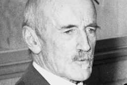 Ingolf Elster Christensen (1872-1943), formann i rådet, ansv. for utenriks- og forsvarssaker.PA-1209/Ui/197/65 utsnitt