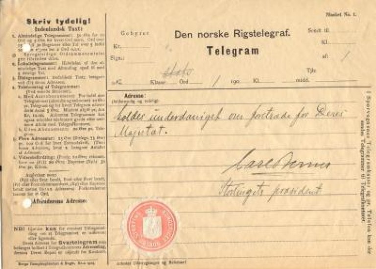 Arkivref: Telegrafstyret, Administrativ avdeling, serie Db, eske 576, telegramblanketter 1905.