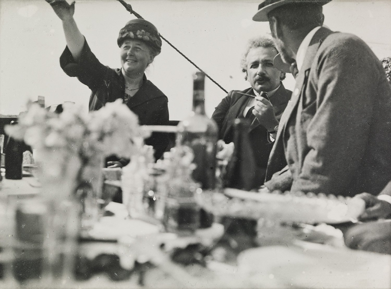 Bonnevie, Einstein og Ekman