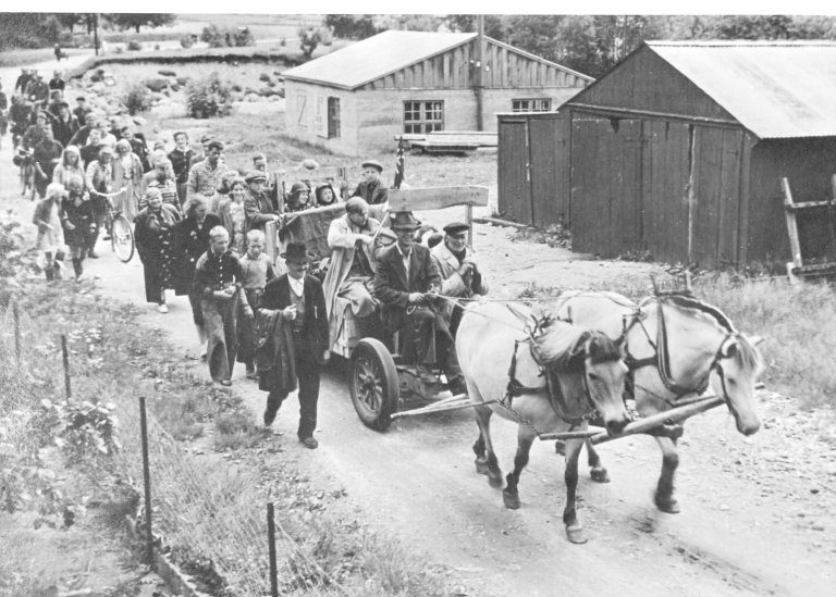 Innlevering av radio - Hardanger - Bilde nr. 3.jpg